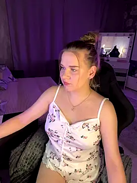 Lexi noah online show from September 24, 2025, 9:40 pm