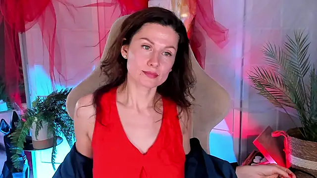 Snapshot of April_o_Nill chatting on November 18, 2025, 5:17 pm April o Nill online show from November 18, 2025, 5:17 pm