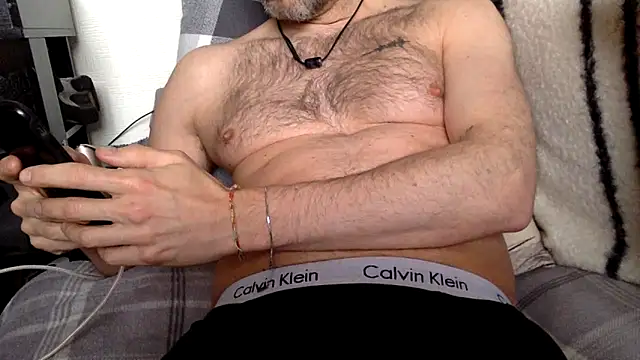 Snapshot of Stardrew123 chatting on February 19, 2026, 2:02 pm Stardrew123 online show from February 19, 2026, 2:02 pm