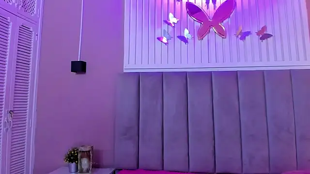 Snapshot of diosa_cristal chatting on January 18, 2025, 3:42 am diosa cristal online show from January 18, 2025, 3:42 am