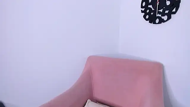 Tom Silver   online show from February 7, 2025, 12:42 am