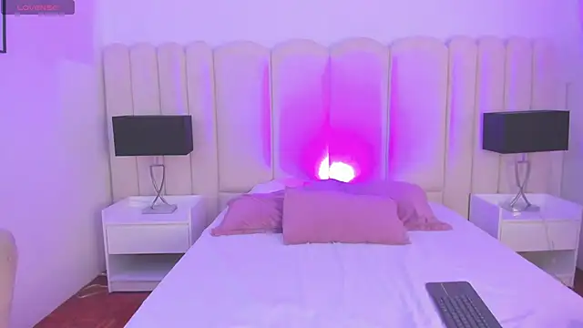 Tom Silver   online show from February 17, 2025, 6:15 pm