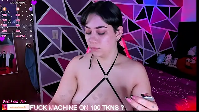 Snapshot of arisantana chatting on October 30, 2025, 10:54 pm arisantana online show from October 30, 2025, 10:54 pm