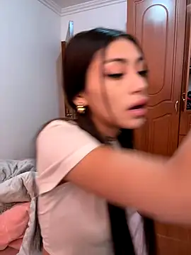 Effy Bonny online show from November 4, 2025, 9:14 pm