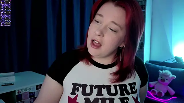 gitera  online show from June 18, 2026, 9:52 pm