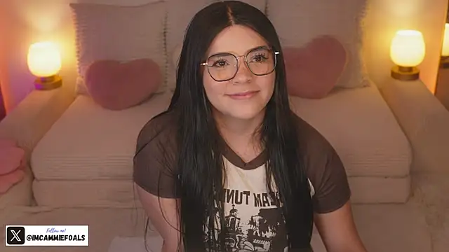 Snapshot of cammiefoalss chatting on February 10, 2026, 5:50 pm cammiefoalss online show from February 10, 2026, 5:50 pm