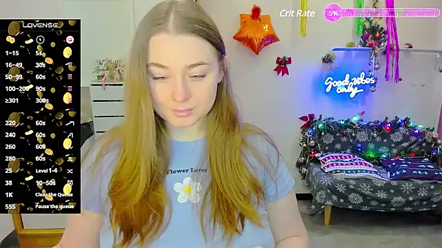 Snapshot of Demure_Smile chatting on December 22, 2024, 8:27 am Demure Smile online show from December 22, 2024, 8:27 am