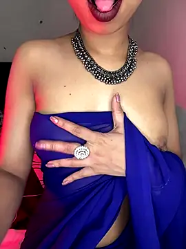 Hot-sexy222 online show from November 5, 2025, 3:17 am