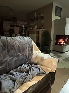 redNatified online show from December 4, 2025, 8:06 pm