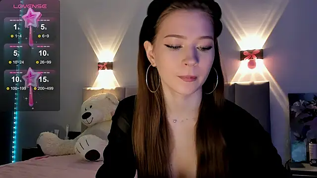 Snapshot of diana_nier chatting on September 23, 2025, 7:39 pm diana nier online show from September 23, 2025, 7:39 pm
