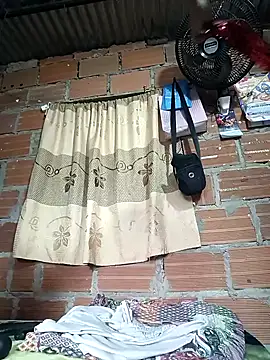 Snapshot of sexy-latin10 chatting on February 14, 2026, 12:13 pm sexy-latin10 online show from February 14, 2026, 12:13 pm