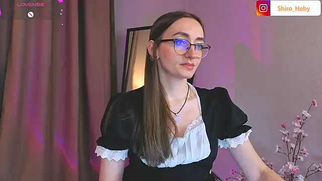 ShiroHeby online show from September 8, 2025, 9:58 pm