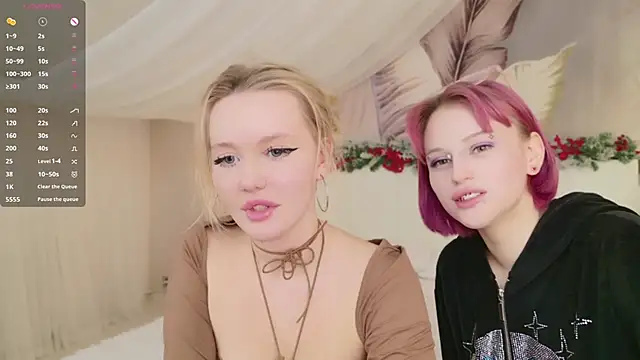 AliceMorr online show from December 23, 2024, 3:12 pm