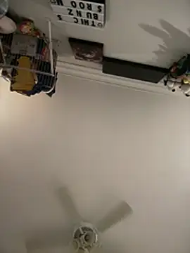 ThicBunz online show from March 6, 2026, 11:45 pm