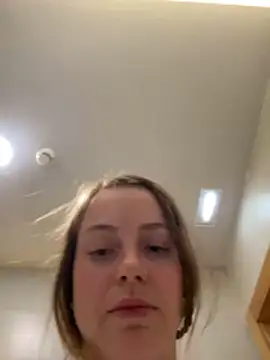 Snapshot of Piinkpandora chatting on February 6, 2026, 6:33 pm Piinkpandora online show from February 6, 2026, 6:33 pm