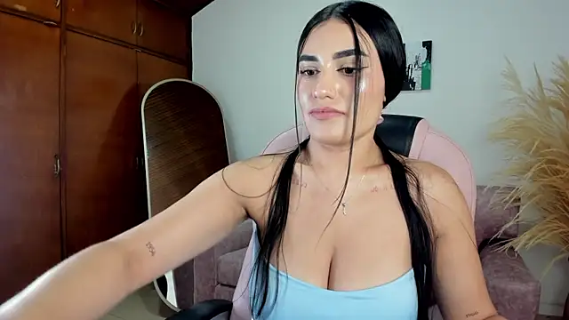 Snapshot of Alheli_16 chatting on February 13, 2026, 12:34 pm Alheli 16 online show from February 13, 2026, 12:34 pm