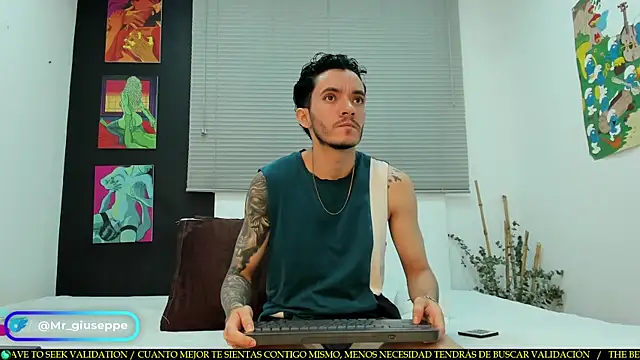 Snapshot of Tylergiuseppe_ chatting on February 27, 2025, 9:25 pm Tylergiuseppe  online show from February 27, 2025, 9:25 pm