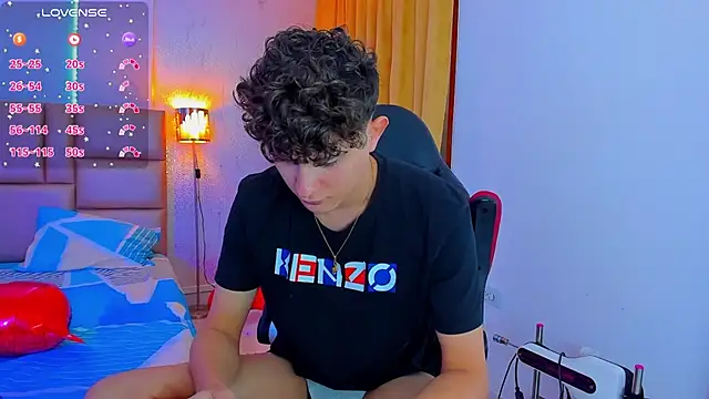 Nathan Bluee online show from February 18, 2025, 4:26 pm