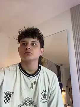 Nathan Bluee online show from September 15, 2025, 11:32 am