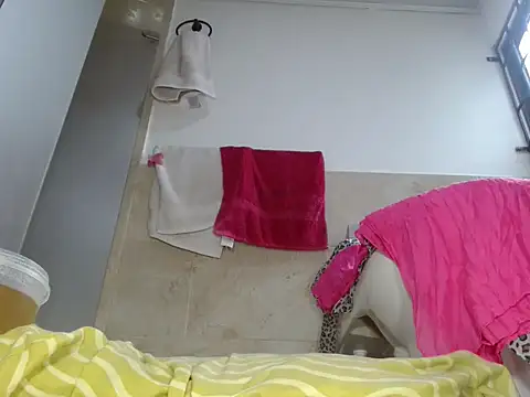 hornymilf 69xxx online show from February 11, 2026, 6:24 pm