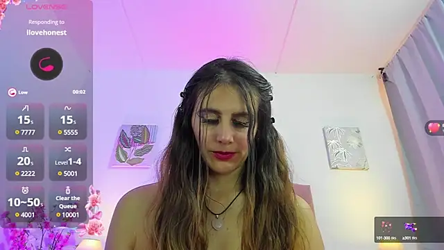 Snapshot of Samanthamillher10 chatting on March 2, 2025, 12:43 pm Samanthamillher10 online show from March 2, 2025, 12:43 pm