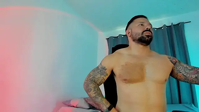 Snapshot of FreeLoveCouple chatting on March 10, 2026, 1:16 pm FreeLoveCouple online show from March 10, 2026, 1:16 pm