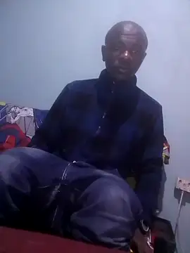 Snapshot of DigCrok chatting on September 18, 2025, 9:39 pm DigCrok online show from September 18, 2025, 9:39 pm