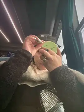 Snapshot of Khalyk_G chatting on November 2, 2025, 12:07 pm Khalyk G online show from November 2, 2025, 12:07 pm