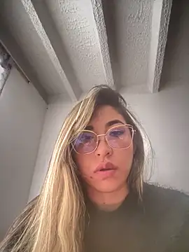 Snapshot of Khalyk_G chatting on November 9, 2025, 12:58 pm Khalyk G online show from November 9, 2025, 12:58 pm