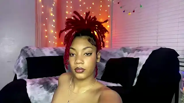 Snapshot of SheSoNastyy_21 chatting on December 12, 2024, 6:47 am SheSoNastyy 21 online show from December 12, 2024, 6:47 am