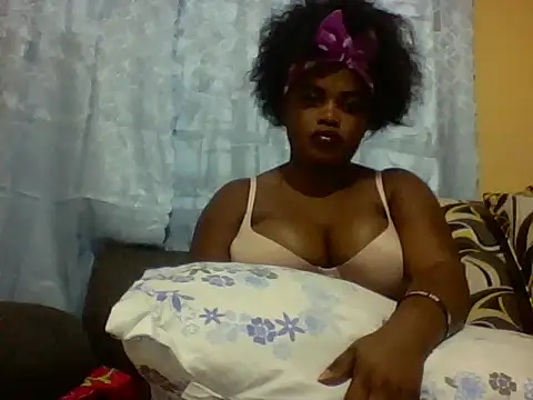 Snapshot of Ebonnygirl chatting on March 18, 2025, 1:43 am Ebonnygirl online show from March 18, 2025, 1:43 am