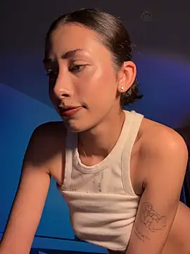 Snapshot of Sophiehii chatting on March 26, 2026, 2:00 pm Sophiehii online show from March 26, 2026, 2:00 pm