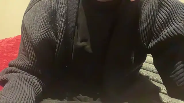 Snapshot of atom0407 chatting on March 19, 2025, 4:55 pm atom0407 online show from March 19, 2025, 4:55 pm