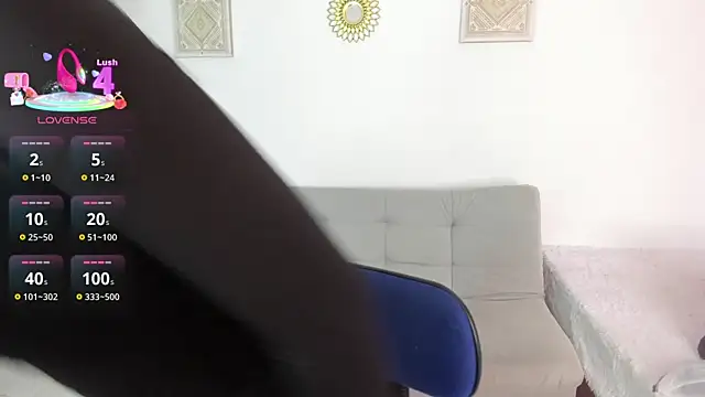 Abigail 29 online show from November 4, 2025, 11:53 am