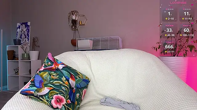 Snapshot of Tanya_Acid chatting on February 26, 2026, 5:28 am Tanya Acid online show from February 26, 2026, 5:28 am