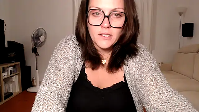 vagina02cam online show from November 26, 2025, 11:17 pm