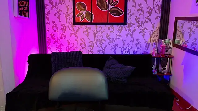 Hi Marceline online show from April 17, 2026, 3:48 pm