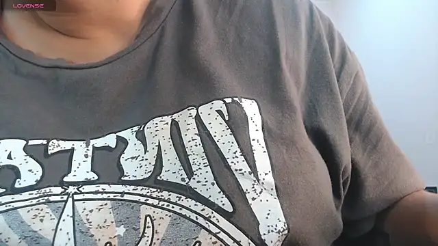 april bunnyy online show from November 22, 2025, 7:35 pm