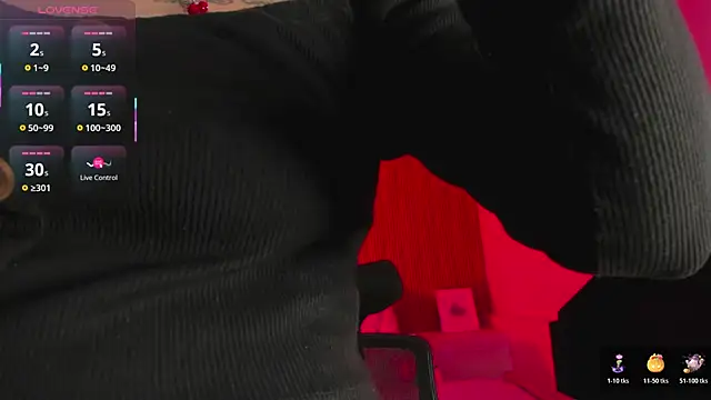 Melany Luv online show from November 8, 2025, 9:02 pm