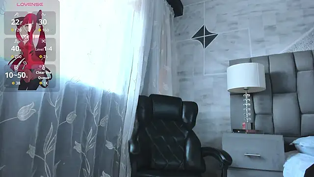Snapshot of Melany_Luv chatting on March 1, 2026, 9:39 pm Melany Luv online show from March 1, 2026, 9:39 pm