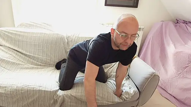 Snapshot of lullina1 chatting on February 18, 2026, 9:27 am lullina1 online show from February 18, 2026, 9:27 am