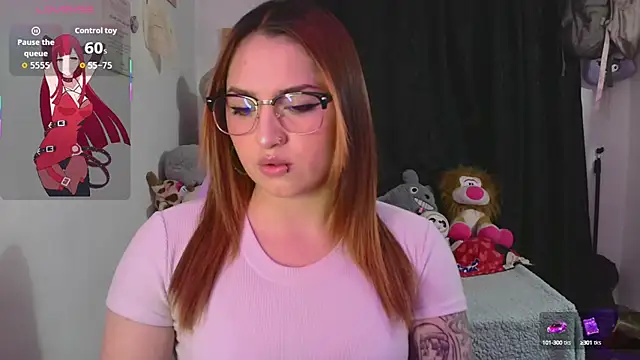 Snapshot of lucycherry__ chatting on September 19, 2025, 2:46 am lucycherry online show from September 19, 2025, 2:46 am