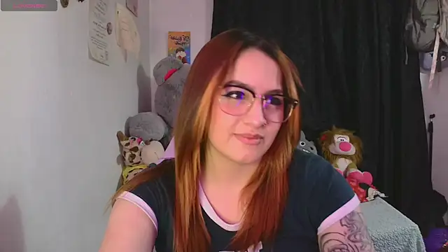 Snapshot of lucycherry__ chatting on September 24, 2025, 3:21 am lucycherry online show from September 24, 2025, 3:21 am