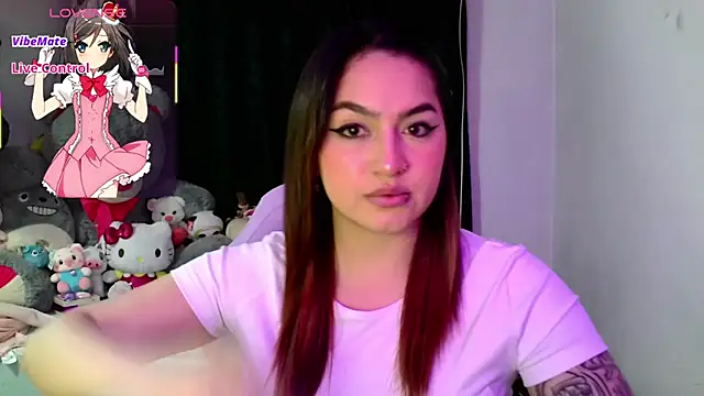 Snapshot of lucycherry__ chatting on February 19, 2026, 3:57 am lucycherry online show from February 19, 2026, 3:57 am