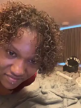 Snapshot of PrettyGal_Tingz chatting on January 14, 2025, 11:05 pm PrettyGal Tingz online show from January 14, 2025, 11:05 pm