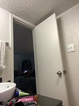 Snapshot of PrettyGal_Tingz chatting on January 18, 2025, 2:55 pm PrettyGal Tingz online show from January 18, 2025, 2:55 pm