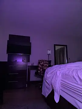 Snapshot of PrettyGal_Tingz chatting on February 3, 2025, 11:31 am PrettyGal Tingz online show from February 3, 2025, 11:31 am