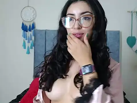 EvoletFMK online show from September 22, 2025, 2:41 pm