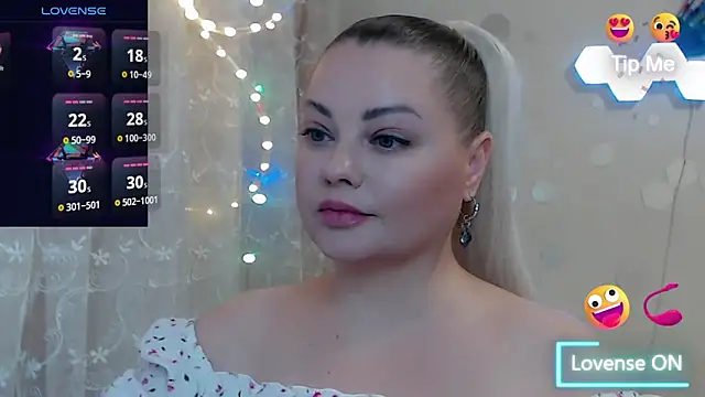 Snapshot of JewellKiss7 chatting on June 9, 2026, 5:46 pm JewellKiss7 online show from June 9, 2026, 5:46 pm