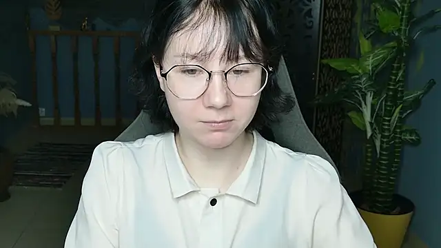 Snapshot of NancyMartinez chatting on November 3, 2025, 9:10 am NancyMartinez online show from November 3, 2025, 9:10 am